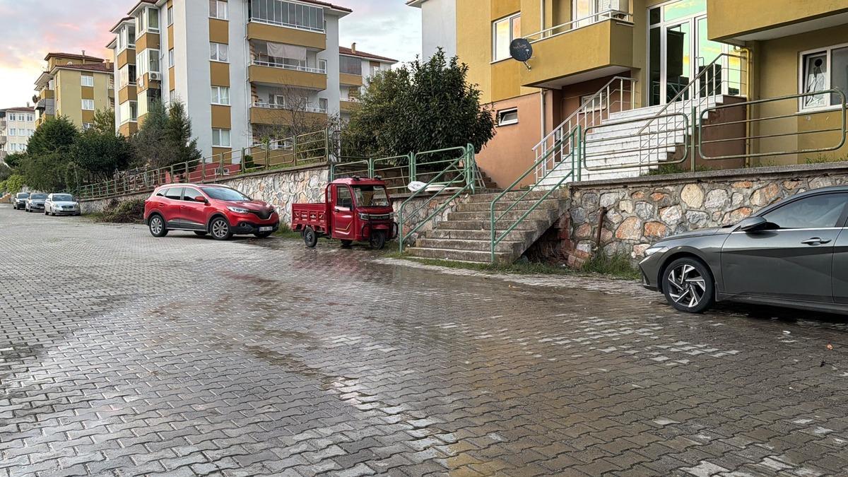 Komşusuyla tartışıp taşınmıştı! Son kez gittiği evden çıkamadı 2