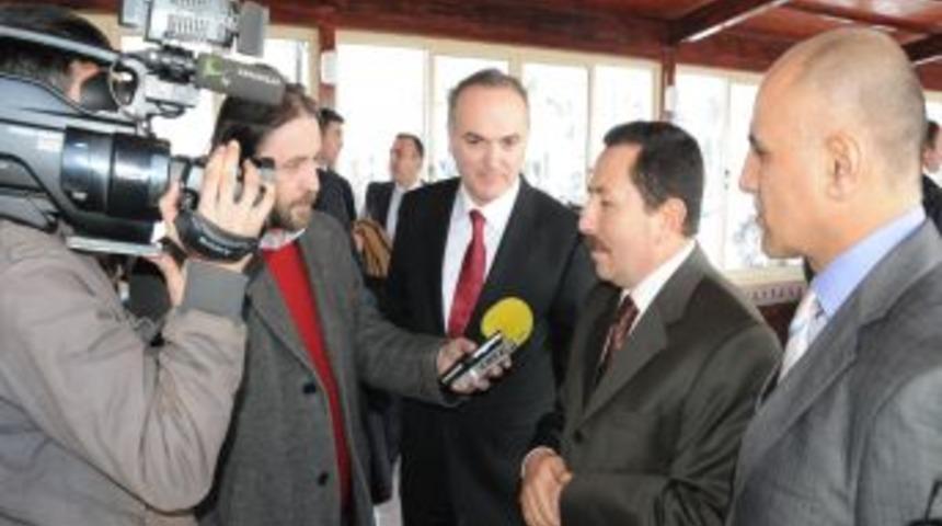 Afyon'da Mehmet&ccedil;iğe kompozit başlık &uuml;retilecek