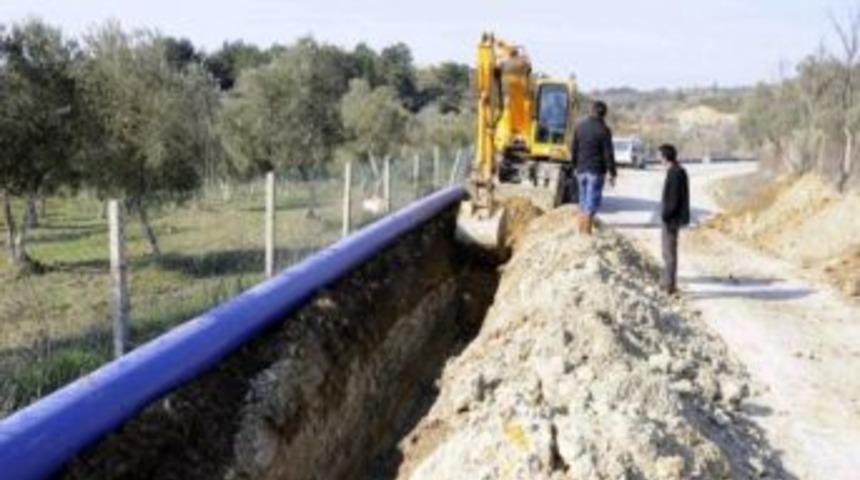 Kuşadası'nda ana su isale hatları yenileniyor