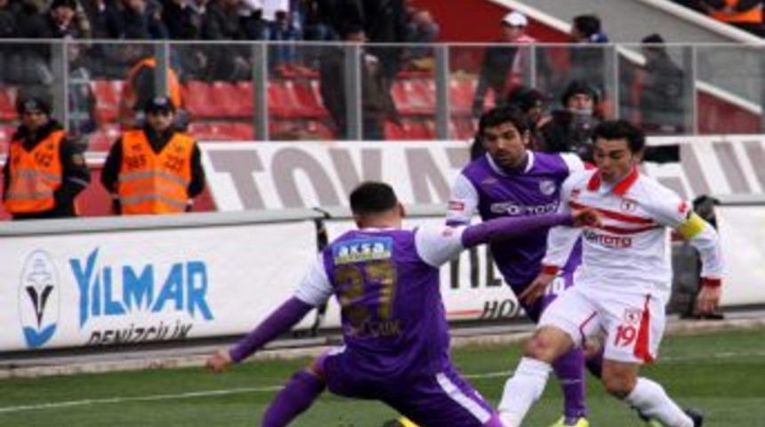 Samsunspor, 2 - 0 kazandığı Orduspor ma&ccedil;ıyla rahat bir nefes aldı