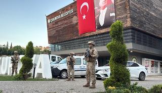 &Ccedil;ukurova Belediyesi'ne operasyon! &Ccedil;ok sayıda g&ouml;zaltı kararı