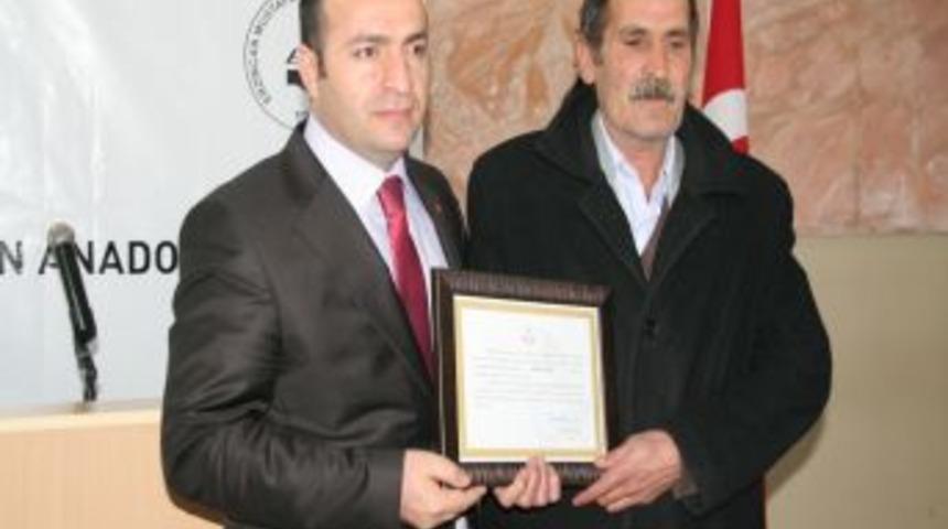 Depremde &ouml;len 3 aylık &ouml;ğretmenin ismi mezun olduğu okula verildi