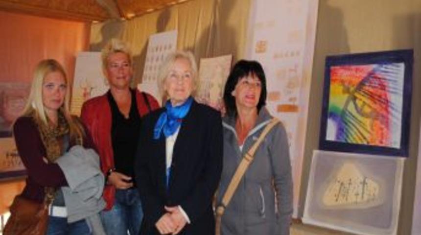 İtalyan ressam &uuml;lke &uuml;lke sergi a&ccedil;arak Anadolu'yu tanıtıyor