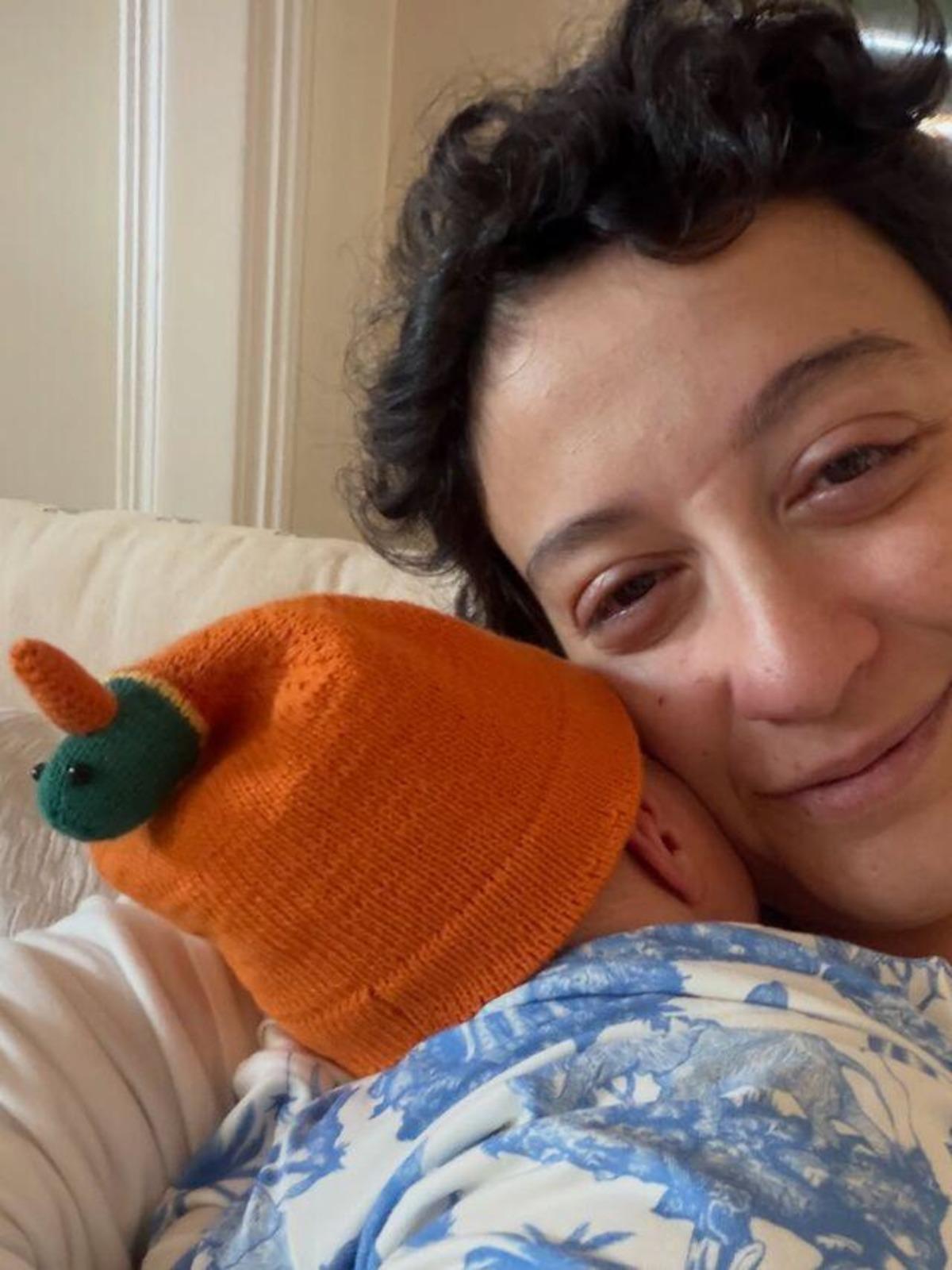 Melike Şahin oğluna Ali Robin adını verdi 1