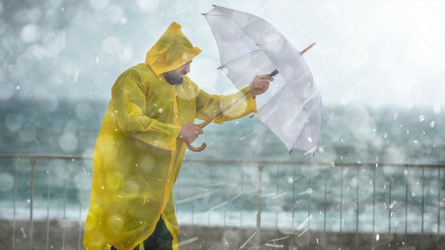 Meteoroloji'den yeni uyarı: İstanbul'a sağanak yağış, Karadeniz'e fırtına geliyor