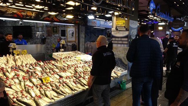 40 TL'ye kadar düştü: 25 yılın en yoğunu 'Biteceği yok, fışkırıyor'