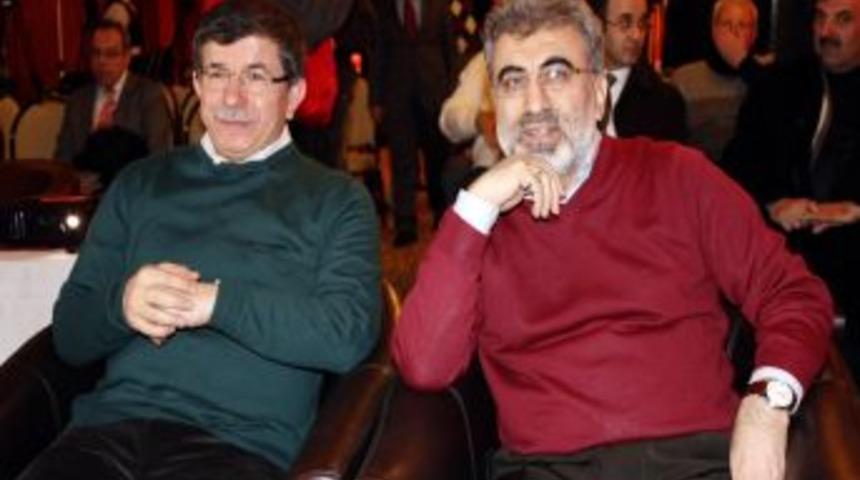 Davutoğlu'ndan 'BM ile &ccedil;alışmaya hazırız' s&ouml;z&uuml;ne a&ccedil;ıklama