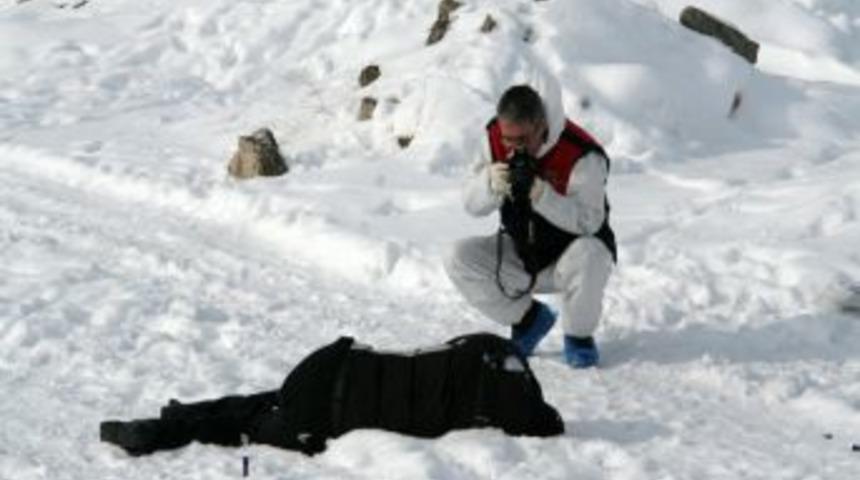 Erzincan'da pompalı t&uuml;fekle infaz