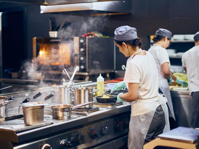 Gastronomi sekt&ouml;r&uuml;nde kadın girişimcilere 1 milyon TL&rsquo;ye varan hibe desteği!