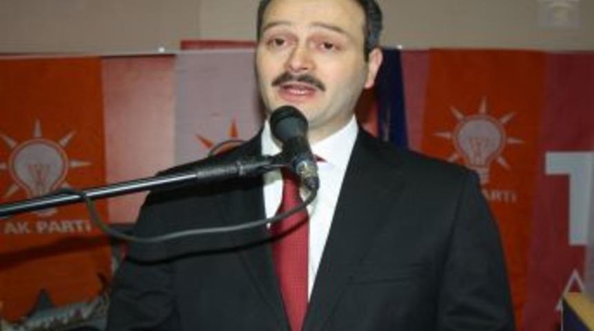 AK Parti Vakfıkebir İl&ccedil;e Başkanlığı&rsquo;na İskenderoğlu yeniden se&ccedil;ildi