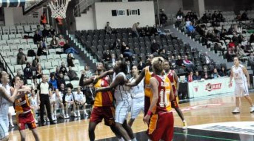 Beşiktaş: 68 - Galatasaray Medical Park: 75