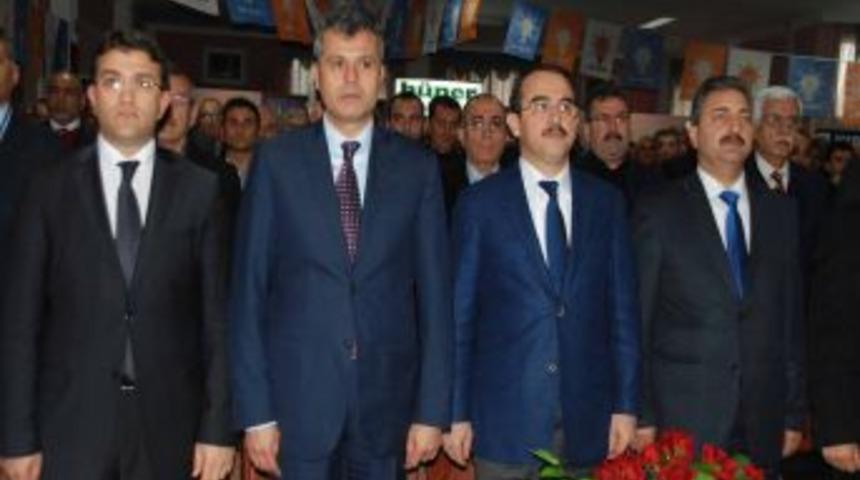 Bakan Ergin: T&uuml;rk demokrasisinin &ouml;n&uuml;n&uuml; a&ccedil;tık