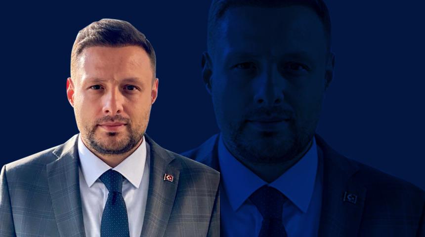 Cumhurbaşkanı Erdoğan'ın danışmanı İsmail Cesur gece paylaştı! "Dostuna da d&uuml;şmanına da..."