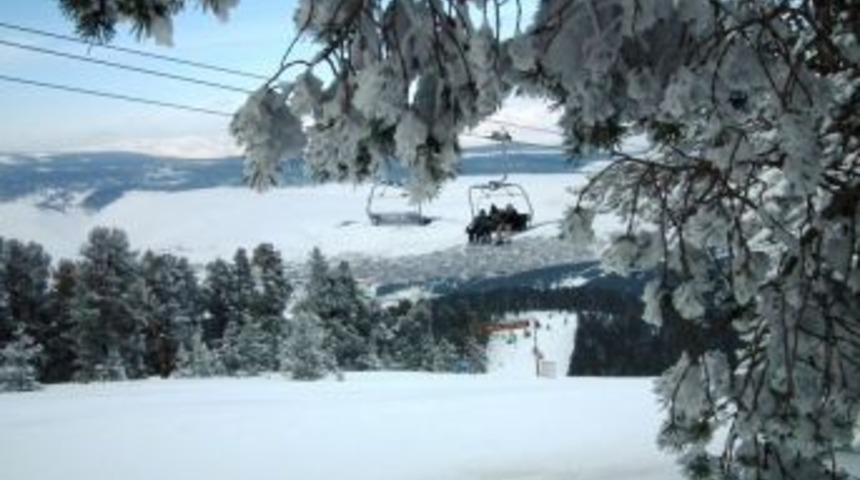 Bayraktepe Kayak Merkezi, ziyaret&ccedil;i akınına uğradı