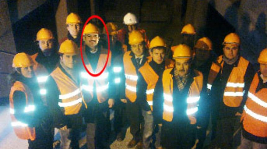 Fotomontajcı başkan g&ouml;revden alındı