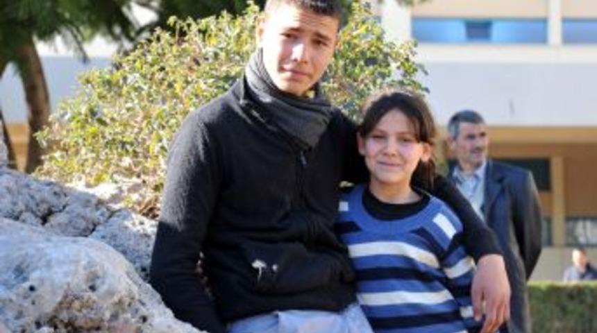 Atilla Kavdır'ın oğlu: Bayramda ilk kez babamın elini &ouml;peceğim