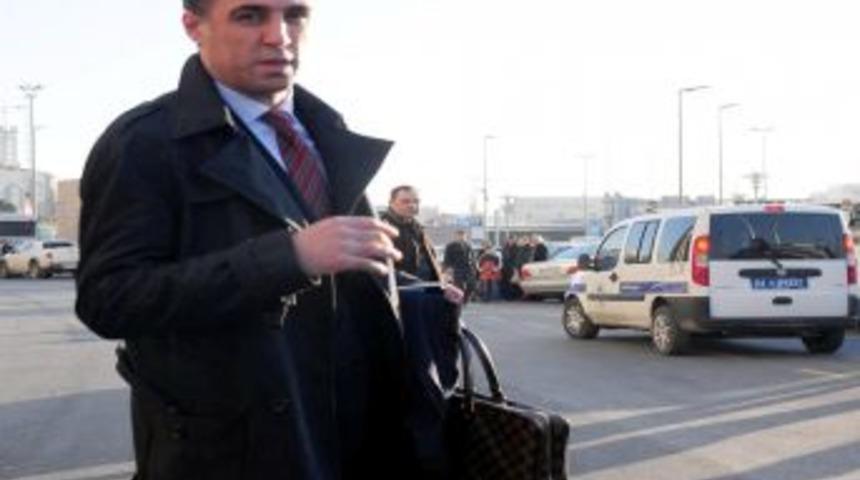 Hakan Ş&uuml;k&uuml;r, tapelerdeki hakaretten şikayet&ccedil;i oldu