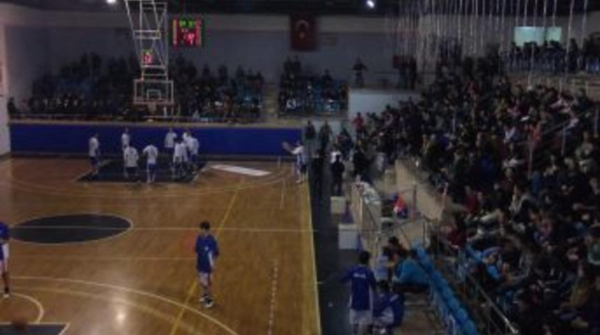 D&uuml;zce'de basketbol turnuvası başladı