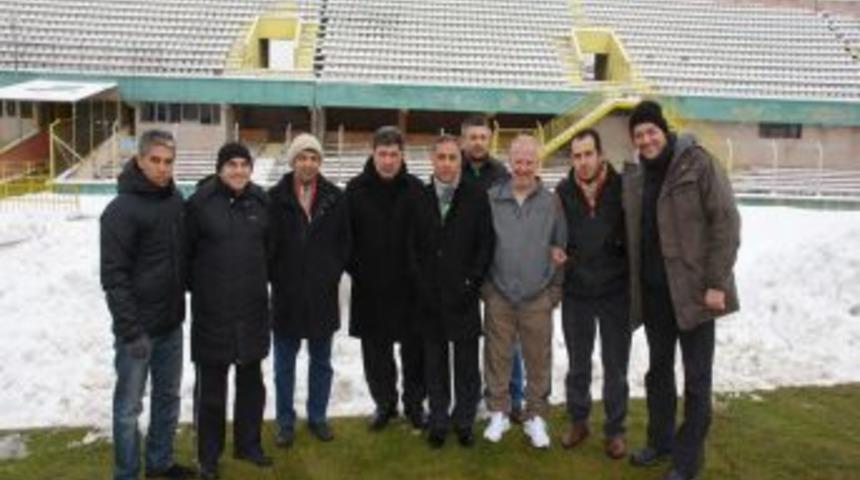 Ey&uuml;pspor Teknik Direkt&ouml;r&uuml; &Ccedil;elik: İyi yoldayız