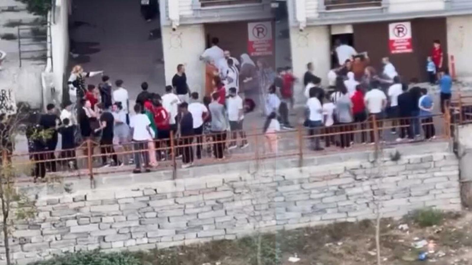 Kağıthane'de 2 şüpheli 4 çocuğu 'Size kuş göstereceğim' yalanıyla kandırmaya çalıştı! Mahalleli sokağa döküldü