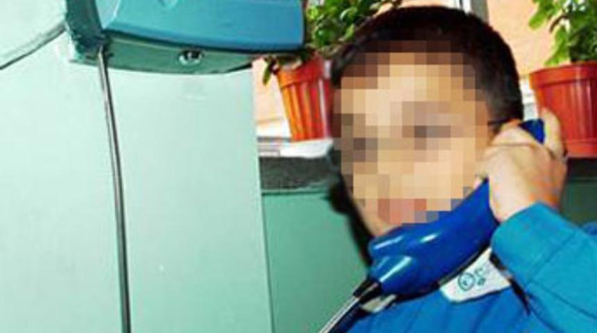 Alo, &ouml;ğretmenim beni d&ouml;v&uuml;yor!