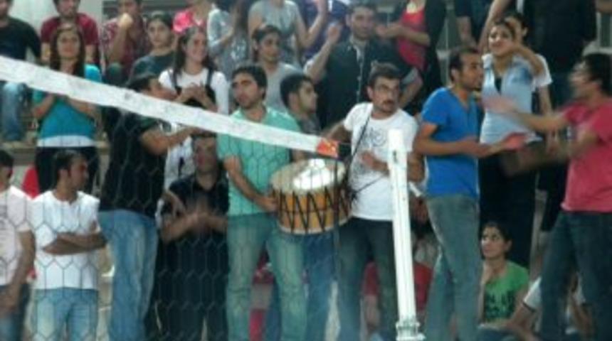 Mardin Artuklu &Uuml;niversitesi, spor takımlarını oluşturmak i&ccedil;in kolları sıvadı