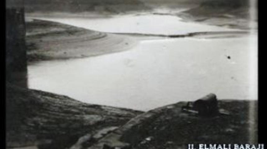 İstanbul&rsquo;da suyun ser&uuml;veni siyah-beyaz karelerde