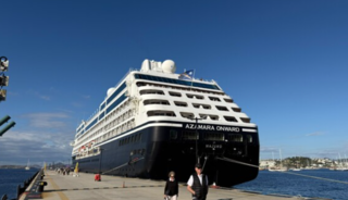 "Azamara Onward" kruvaziyeri Bodrum'a 664 turist getirdi