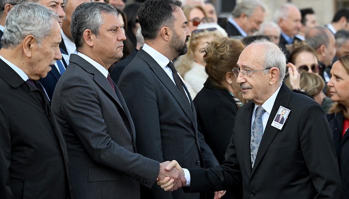 &Ouml;zel ve Kılı&ccedil;daroğlu aynı t&ouml;rende! O anlar g&uuml;ndem oldu