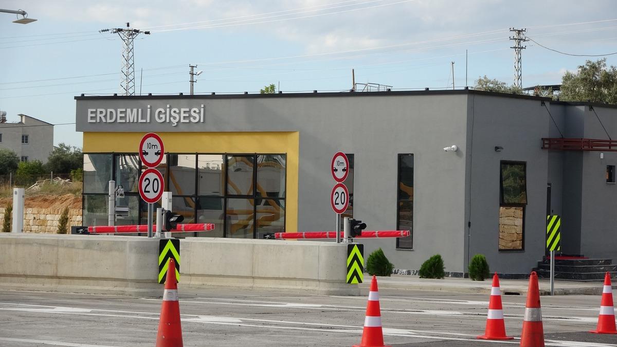 Yeni otoyol trafiğe &ccedil;ıktı! Mesafe 18 dakikaya d&uuml;ş&uuml;yor 4