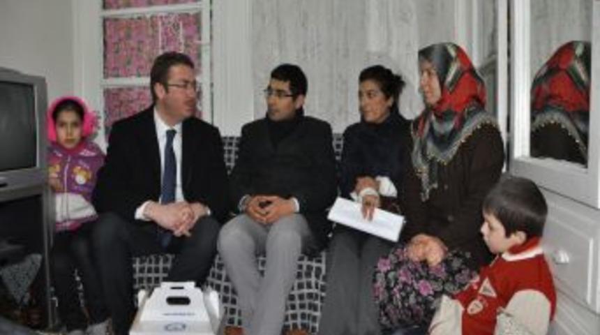 Şahinbey Belediyesi'nden 500 aileye 4&rsquo;er kiloluk et yardımı