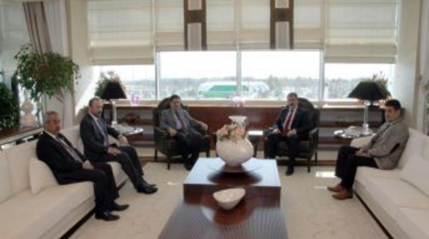 Destici, hazırladıkları anayasa değişiklik teklifini Kılı&ccedil;&rsquo;a anlattı