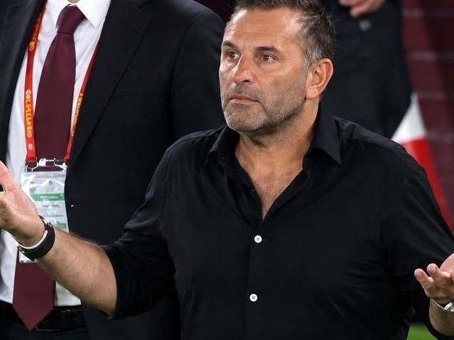 Tavırları artık bardağı taşırdı! 3 isme kapı g&ouml;r&uuml;nd&uuml;: Galatasaray'da devre arası ayrılık
