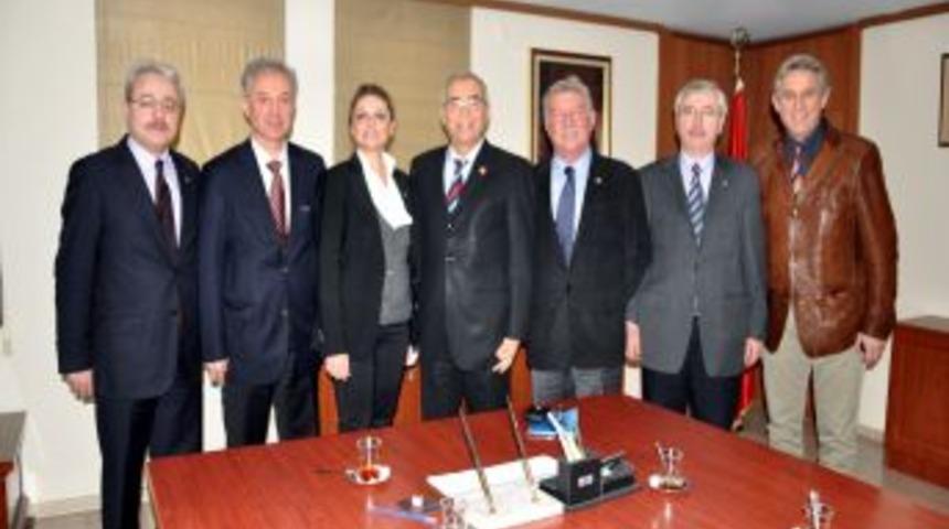 Bursa'daki Balkan &ouml;rg&uuml;tlerinden Fransa&rsquo;ya ortak kınama