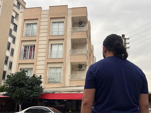 Ev aldı ama 2 yıldır giremiyor 'Kira alamıyorum, &uuml;st&uuml;ne para veriyorum'