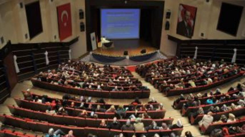 Gazi &Uuml;niversitesi'den Altındağlı kadınlara girişimcilik dersi
