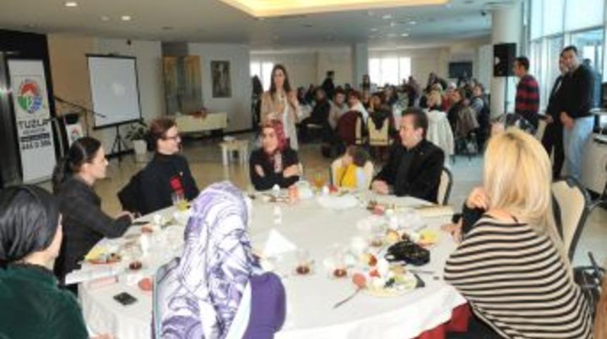 Tuzla Belediye Başkanı Yazıcı: G&ouml;n&uuml;l elleriyle binlerce kişiye ulaştık