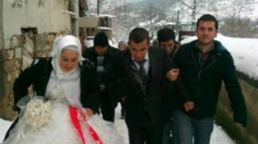 40 santimetre kar &uuml;zerinde d&uuml;ğ&uuml;n