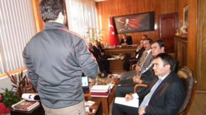 Sarıkamış'ın zengin yaban hayatının geleceği masaya yatırıldı