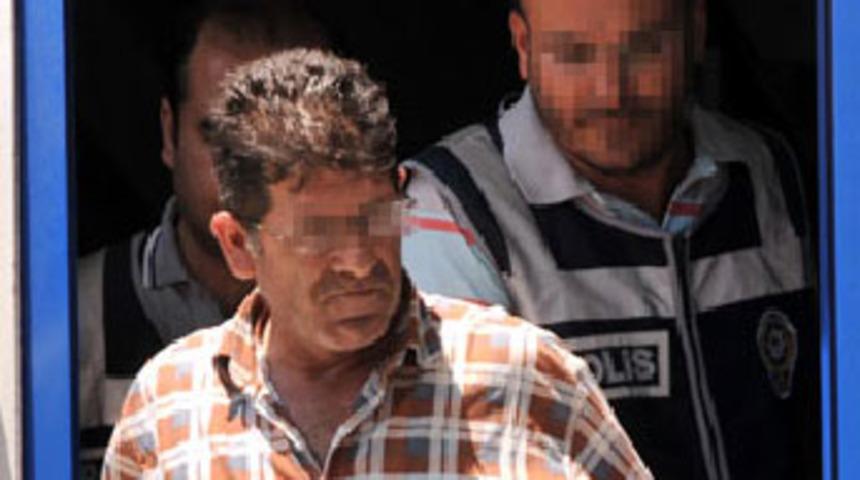 Telefonunda hayvan pornosu bulundu