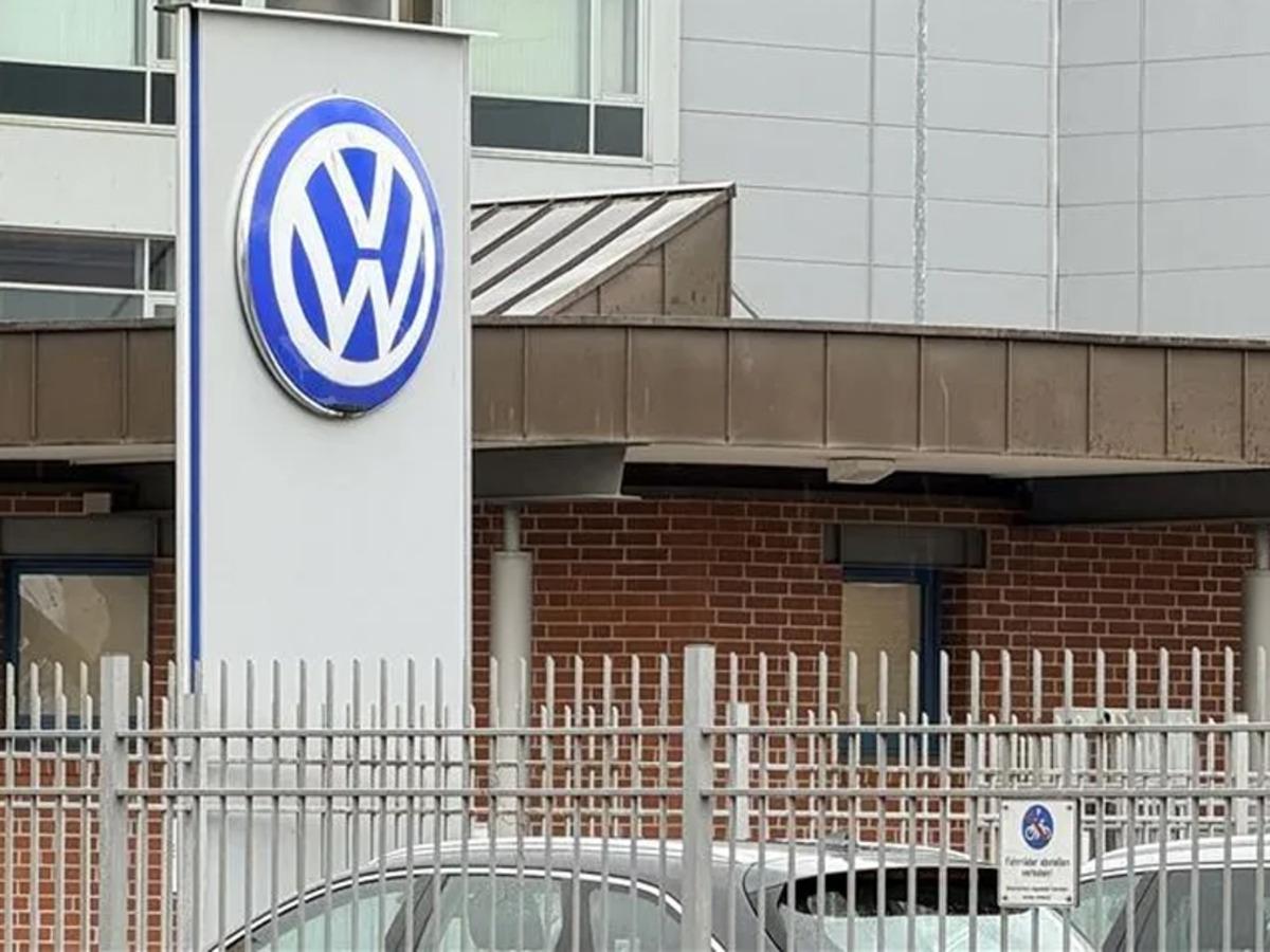 Volkswagen de çalışanlara kötü haber! Maaşlar 2030’a kadar dondurulabilir 1