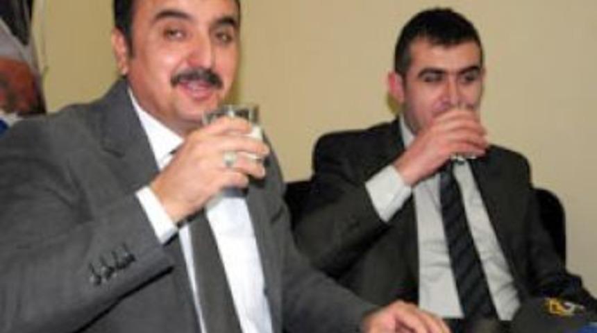 Konyalı s&uuml;t &uuml;reticileri: S&uuml;t anamızın ak s&uuml;t&uuml; gibi temiz ve helal