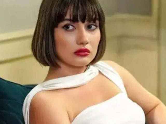 Evlenince İstanbul'u terk etti! O şehirde sakin bir hayat...