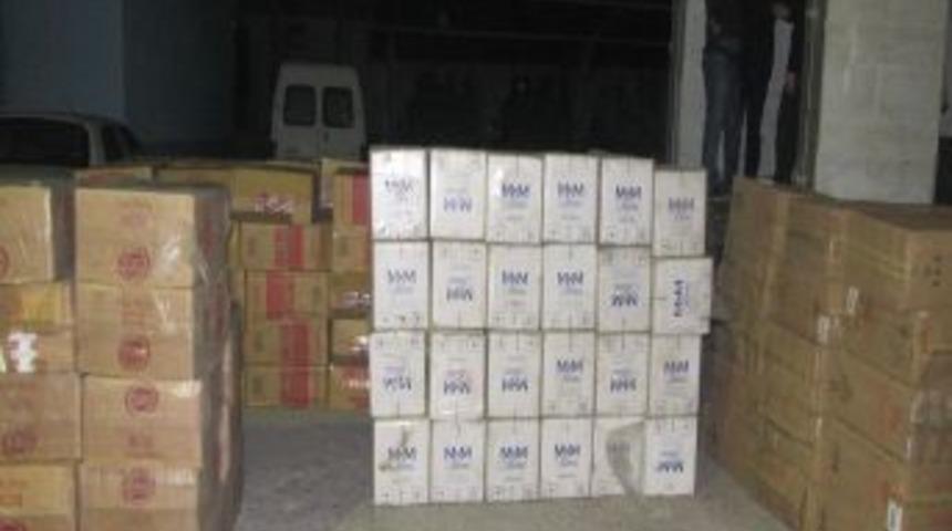 Adana&rsquo;da 123 bin 546 paket ka&ccedil;ak sigara ele ge&ccedil;irildi