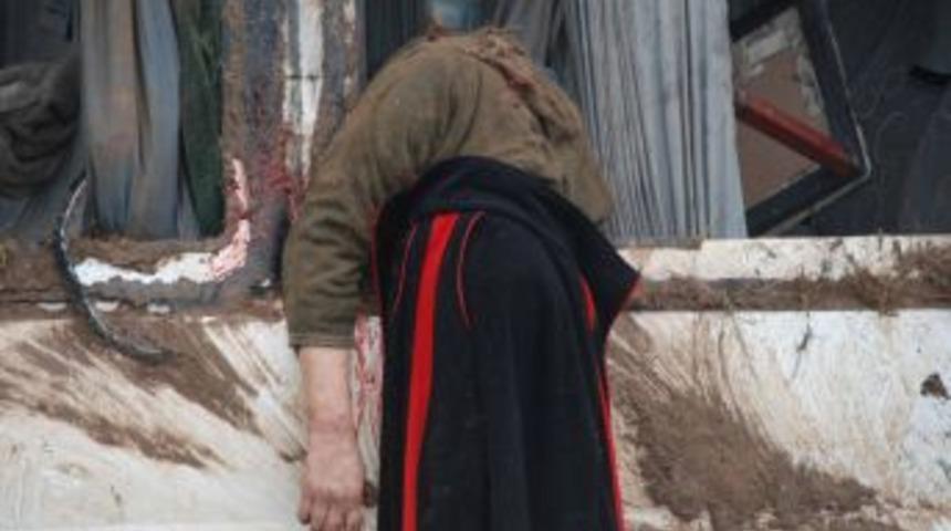 Narenciye iş&ccedil;ilerini taşıyan ara&ccedil; kaza yaptı: 2 &ouml;l&uuml;, 13 yaralı