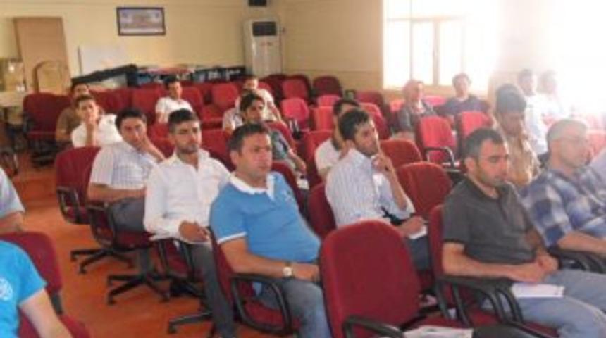 'Uygulamalı Girişimcilik Eğitimleri' katılımcı belgeleri dağıtılmaya başlandı