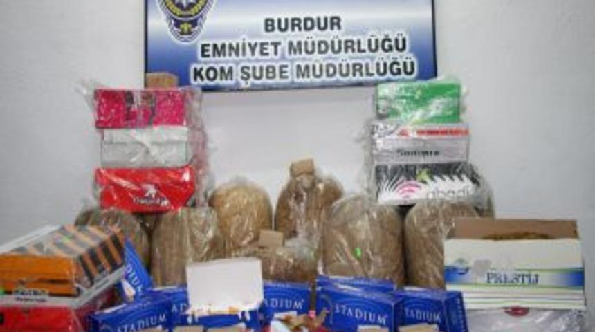 4 ilde eşzamanlı sigara ka&ccedil;ak&ccedil;ılığı operasyonu: 5 g&ouml;zaltı