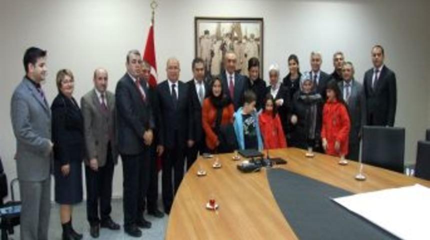 Hayırsever iş adamı otistik &ccedil;ocuklar i&ccedil;in okul yaptıracak