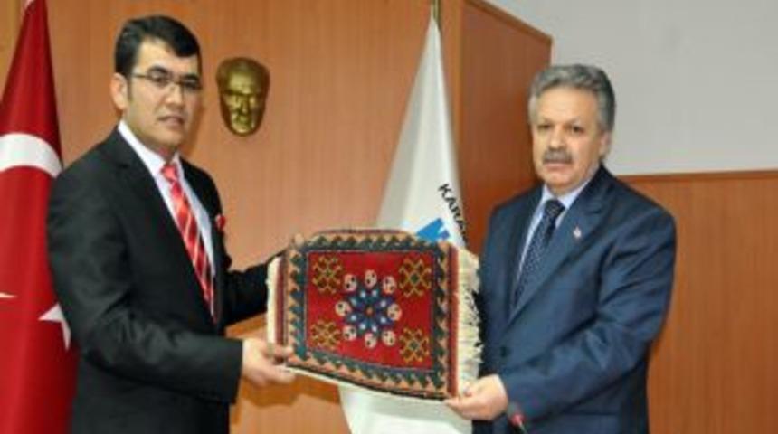 Vali Kahraman: T&uuml;rkmen k&uuml;lt&uuml;r&uuml; Karaman&rsquo;ı şekillendiren ruhtur