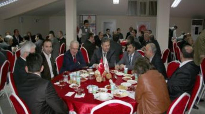 Milli eğitim m&uuml;d&uuml;rlerinin vedasında duygulu anlar yaşandı